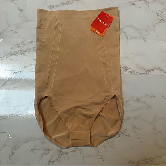 Spanx High Waisted Brief in Soft Nude Small - Picture 3 of 11